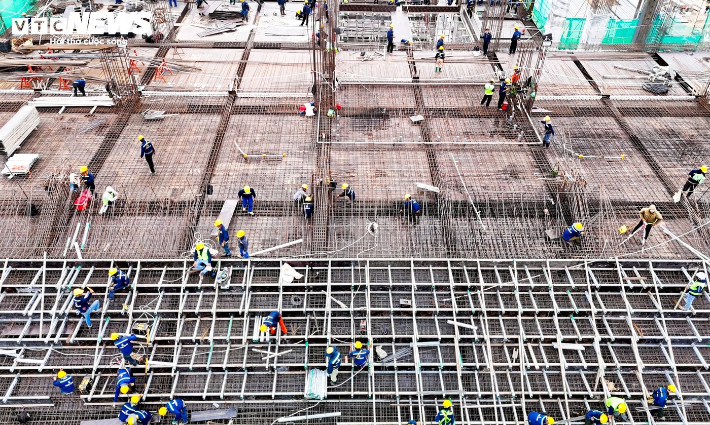 Nhiếp ảnh công trường: một dự án qua ống kính